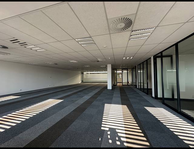 488M² OFFICE TO LET IN CENTURION CENTRAL
